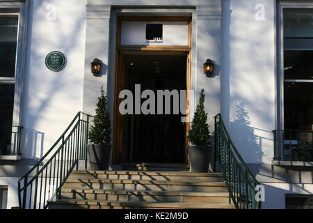 Abbey Road studios entrance.  EMI studio building where Beatles, Menuhin  made their famous recordings.