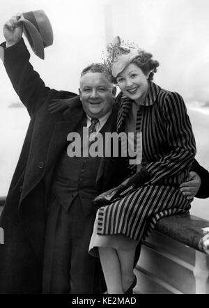 Lauritz Melchior - portrait of the Danish - American tenor with his wife ,  14 October 1939 aboard a ship  returning from Denmark.  LM: 20 March 1890 - 18 March 1973. Stock Photo