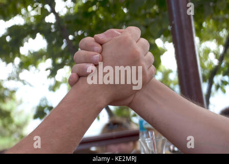 Kaydet İndirme Önizlemesi Arm Wrestling Stock Photo