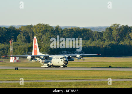 An LC-130 Skibird takes off from Stratton Air National Guard Base, Scotia, N.Y. Stock Photo