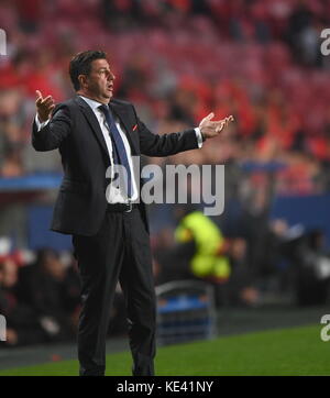 Lisbon. 18th Oct, 2017. Benfica's coach Rui Vitoria reacts during the third round match of Group A of 2017-18 UEFA Champions League between Benfica and Manchester United at the Luz stadium in Lisbon, Portugal on Oct. 18, 2017. Benfica lost 0-1. Credit: Zhang Liyun/Xinhua/Alamy Live News Stock Photo