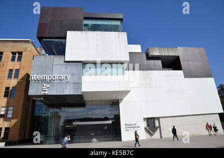 The Museum of Contemporary Art in Sydney's Circular Quay harbour Stock Photo