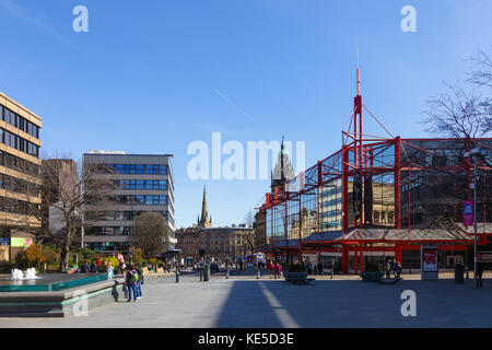 Barkers Pool looking towards Fargate, Sheffield, UK Stock Photo