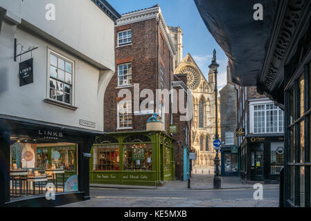 Stonegate at the junction with High Peter gate in York Stock Photo