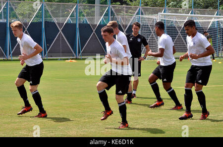 Kolkata, India. 18th Oct, 2017. Players of the German football team during a practice session ahead of FIFA U 17 World Cup India 2017 Quarter Final match on October 18, 2017 in Kolkata. Credit: Saikat Paul/Pacific Press/Alamy Live News Stock Photo