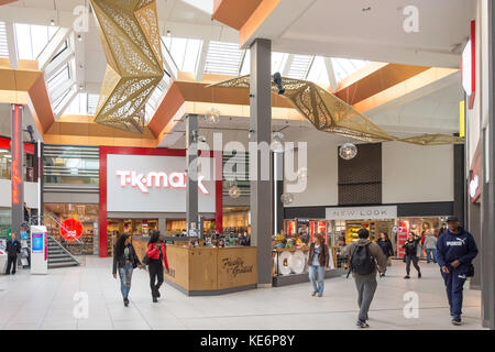 The Mall Walthamstow shopping centre London UK Stock Photo - Alamy