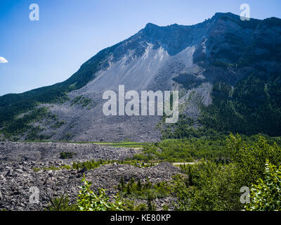 Frank Slide in the Crowsnest Pass, a massive rockslide from Turtle mountain in 1903, burying the town of Frank; Frank, Alberta, Canada Stock Photo