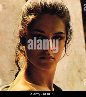 Savelyeva t erotika Begona yirtqich hayvon porno