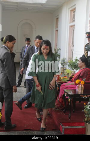 Noemie Repetto / Le Pictorium -  Tika ceremony in Nepal -  01/10/2017  -  Nepal / Kathmandu  -  Bidya Devi Bhandari, President of Nepal, puts red on the front during the Tika ceremony. Stock Photo