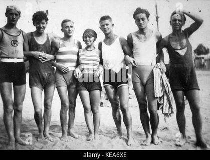 Beach, bathing suit, tableau, man, woman, summer Fortepan 11862 Stock Photo