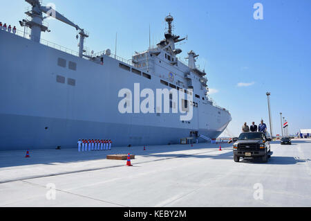 Alexandria, Alexandria, Egypt. 19th Oct, 2017. Egyptian President Abdel Fattah al-Sisi attends the ceremony of Egyptian Navy day, in Alexandria, Egypt, on October 19, 2017 Credit: Egyptian President Office/APA Images/ZUMA Wire/Alamy Live News Stock Photo