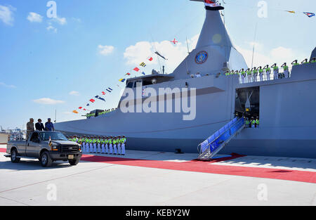 Alexandria, Alexandria, Egypt. 19th Oct, 2017. Egyptian President Abdel Fattah al-Sisi attends the ceremony of Egyptian Navy day, in Alexandria, Egypt, on October 19, 2017 Credit: Egyptian President Office/APA Images/ZUMA Wire/Alamy Live News Stock Photo