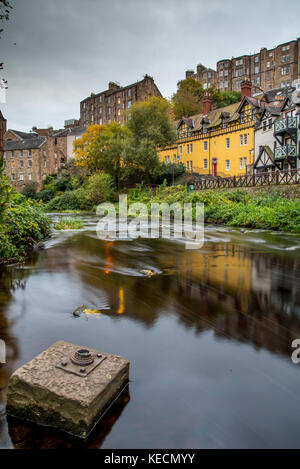 Dean Village in Edinburgh, picturesque buildings set on Water of Leith Stock Photo