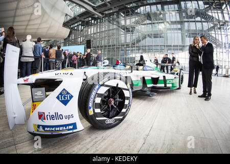 Rome, Italy. 19th Oct, 2017. Rome, Italy, on October 19, 2017 Press conference on the Formula E electric car Championships on October 19, 2017 in Rome. Rome will host the Italian leg of Formula E world championship in April 2018. Credit: Andrea Ronchini/Pacific Press/Alamy Live News Stock Photo