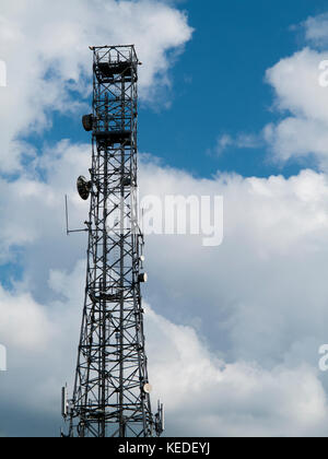 Mobile phone Macrocell communications mast Stock Photo - Alamy