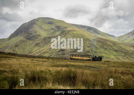 train going up snowdon mountain Stock Photo