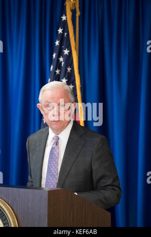 Austin, USA. 20th Oct, 2017. U.S. Attorney General Jeff Sessions speaks to U.S. attorneys on the Trump administration's immigration policy during a visit to Austin, Texas, on Friday. Sessions was met by a few dozen protesters but no incidents were reported. Credit: Bob Daemmrich/Alamy Live News Stock Photo