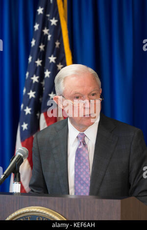 Austin, USA. 20th Oct, 2017. U.S. Attorney General Jeff Sessions speaks to U.S. attorneys on the Trump administration's immigration policy during a visit to Austin, Texas, on Friday. Sessions was met by a few dozen protesters but no incidents were reported. Credit: Bob Daemmrich/Alamy Live News Stock Photo