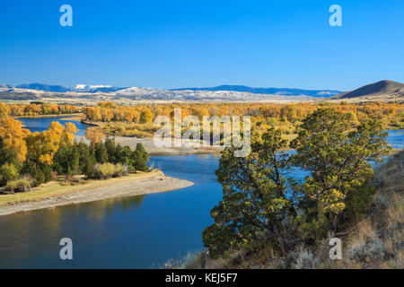 fall colors along the missouri river near townsend, montana Stock Photo