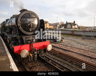 UK. 21st October 2017 Steam locomotive Royal Scot at Littlehampton station on a steam special Credit: William Edwards/Alamy Live News Stock Photo