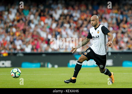 Valencia, Spain. 21st Oct, 2017. 09 Simone Zaza of Valencia CF during spanish La Liga match between Valencia CF vs Sevilla CF at Mestalla Stadium on October 21, 2017. Credit: Gtres Información más Comuniación on line, S.L./Alamy Live News Stock Photo