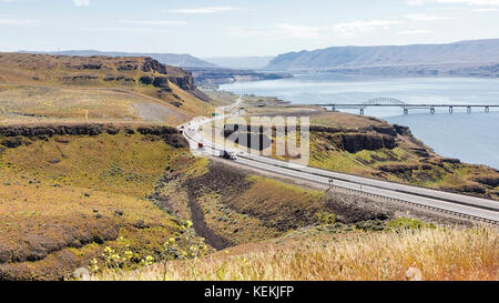 Interestate 90 crossing the Columbia River over the Vangtage Bridge.  Washington State, USA, Stock Photo