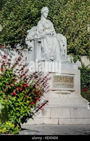 Wien, Volksgarten, Denkmal Kaiserin Sissi (Kaiserin Elisabeth von Österreich) - Vienna, Monument Empress Sissi (Empress Elisabeth of Austria) Stock Photo