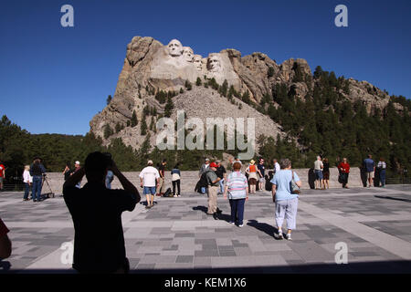 Visitors center and plaza at Mt. Rushmore National Memorial Stock Photo