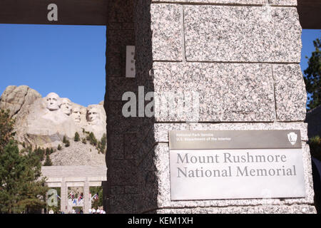 Visitors center and plaza at Mt. Rushmore National Memorial Stock Photo