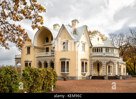 SAINT-PETERSBURG, RUSSIA - OCTOBER 20, 2017: Imperial Palace-Cottage in Alexandria Park Stock Photo