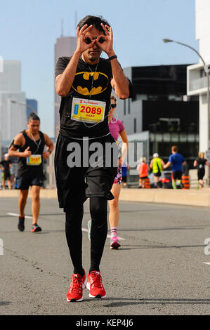 Toronto, Canada. 22nd October 2017. Runners are taking part in the Scotiabank Toronto Waterfront Marathon competition Credit: Anatoliy Cherkasov/Alamy Live News Stock Photo