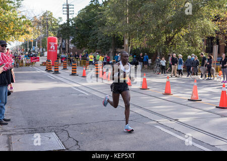 Toronto, Canada. 22nd October, 2017. Canadian marathon runner Benard Onsare passing the 33km turnaround point at the 2017 Scotiabank Toronto Waterfront Marathon. He achieves the nineteenth place in the race. Credit: YL Images/Alamy Live News Stock Photo