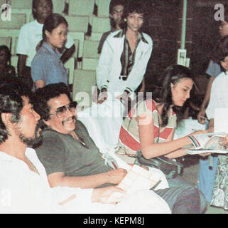 Christine Hakim signing autographs, Festival Film Indonesia (1982), 1983, p54 Stock Photo