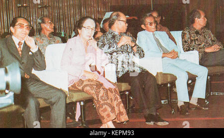 Maria Ulfah Santoso and Sjamsoe Soegito at MMPI meeting, Festival Film Indonesia (1982), 1983, p56 Stock Photo - Alamy