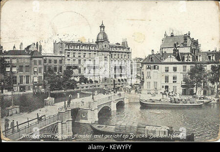 Amsterdam Binnen Amstel met gezicht op Bracks Doelen Hotel gelopen 1909 Stock Photo