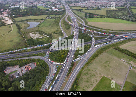 An aerial view of Motorway congestion around Junction 2 of the M25 Stock Photo