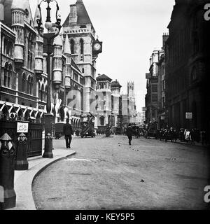 The 1900S Britain in Pictures 英語版 Britain 1900s hi-res stock photography and images - Alamy