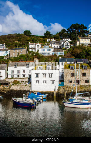 Polperro is a village and fishing harbour on the south-east Cornwall coast in the south west of England, within the civil parish of Lansallos Stock Photo