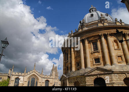 Radcliffe Camera seen from Brasenose lane, Oxford Stock Photo