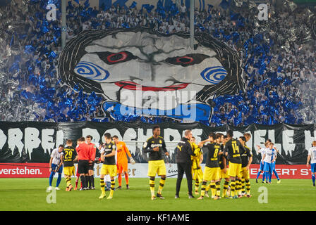 Magdeburg, Germany. 24th Oct, 2017. DFB-Pokal Soccer match, Magdeburg, October 24, 2017 Magdeburg fans celebrating their team 1.FC MAGDEBURG - BORUSSIA DORTMUND 0-5 DFB-Pokal Soccer match in Magdeburg, October 22, 2017, Season 2017/2018 Credit: Peter Schatz/Alamy Live News Stock Photo