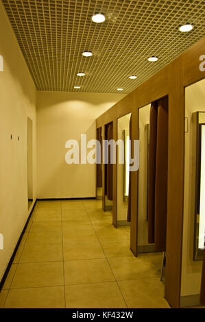 Dressing rooms in fashion store. Interior design Stock Photo - Alamy