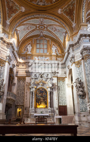 Ornate inlaid green and white marble interior of Gesuiti Church, Chiesa ...