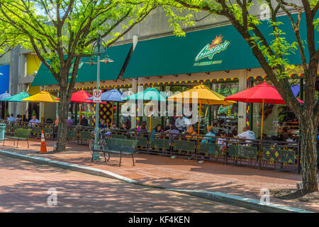 Shirlington Village, Arlington, Virginia.  Outdoor Dining at a Restaurant on Campbell Avenue, Center of the District, on a Spring Day. Stock Photo