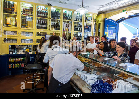 Lisbon Portugal,Belem,historic district,Rua de Belem,Fabrica de Pasteis de Belem,bakery,pastry shop,Portuguese confectionery,local specialty,counter,H Stock Photo