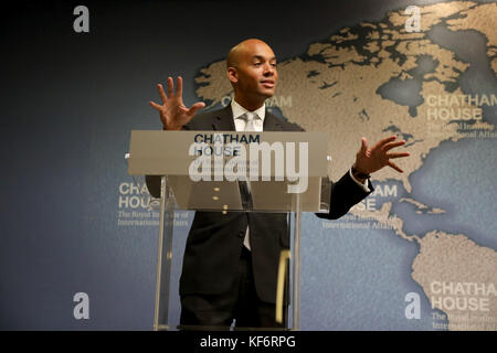 London, UK. 26th Oct, 2017. Chuka Umunna, Labour party MP and chair of Vote Leave Watch, speaking on the international role for the UK following the Brexit vote, at the Chatham House think-tank in London on 26 October 2017. Credit: Dominic Dudley/Alamy Live News Stock Photo