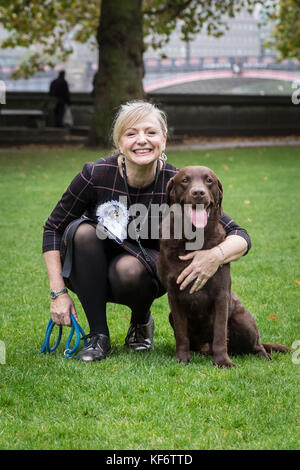 London, UK. 26th Oct, 2017. Tracy Brabin Labour MP with her pet Labrador Rocky at the 25th Annual Westminster Dog of the Year. Credit: Guy Corbishley/Alamy Live News Stock Photo