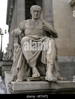 Julius Caesar (100 BC-44 BC). Roman politician and general. Statue. Exterior of Austrian Parliament. Vienna. Austria. Stock Photo