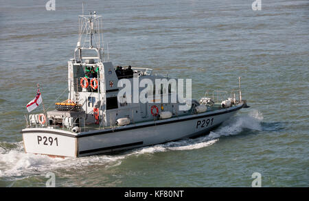 HMS Puncher - P291 - Archer Class patrol vessel of the Royal Navy entering Portsmouth Harbour, Portsmouth, Hampshire, England, UK. Stock Photo
