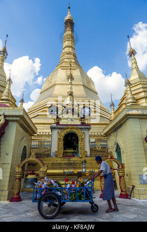 Myanmar (formerly Burma). Yangon (Rangoon). Sule pagoda Stock Photo