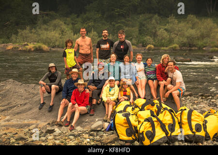 USA, Oregon, Wild and Scenic Rogue River in the Medford District, family portrait at the Horseshoe Bend campground Stock Photo
